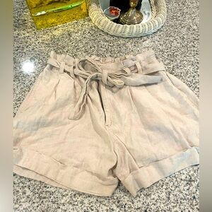 Barely Worn A&F Linen Summer Shorts (Size Large)